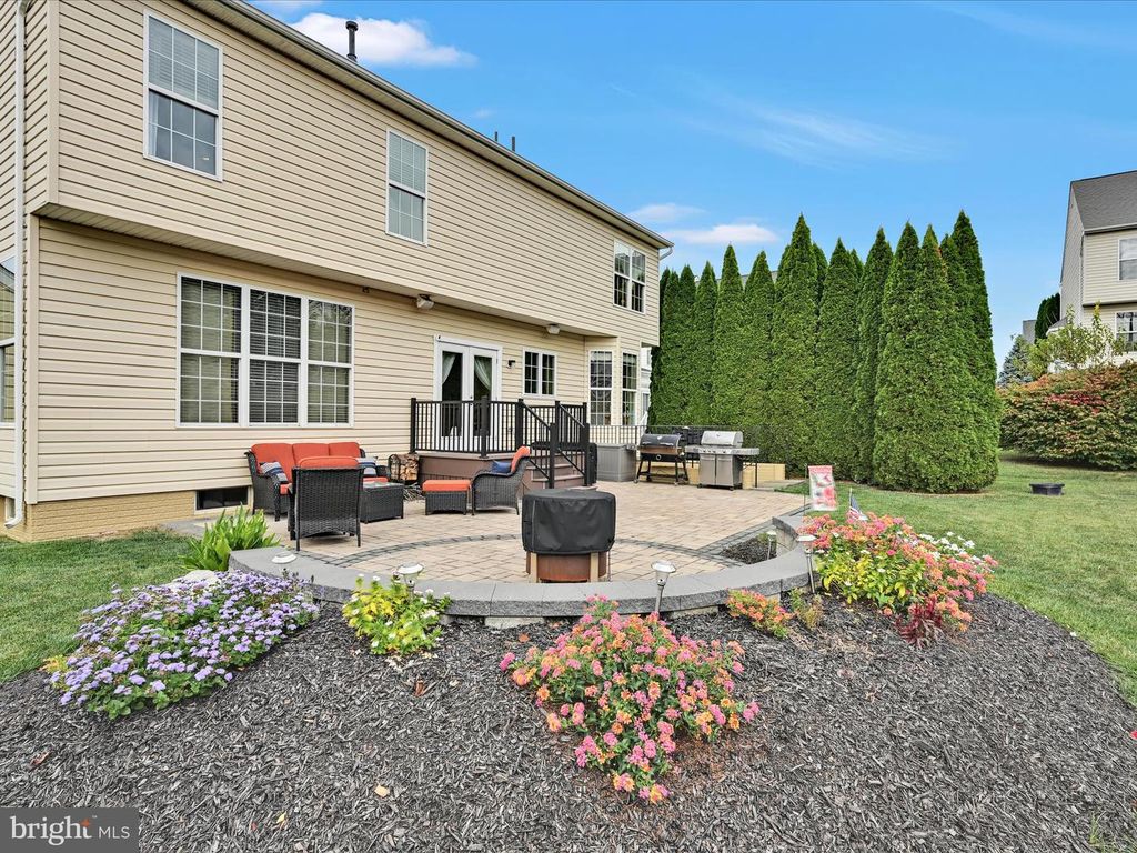 7641 PINEWILD RD, Seven Valleys, PA 17360