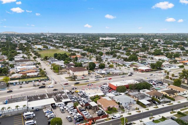 10301 NW 27th Ave, Miami, FL 33147