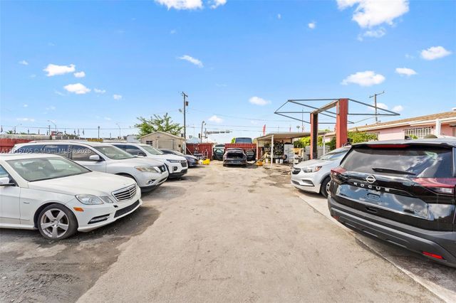 10301 NW 27th Ave, Miami, FL 33147