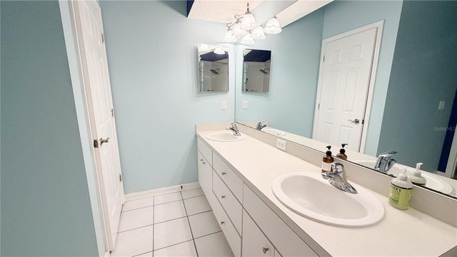 619 SCHOONER BAY COURT, Valrico, FL 33594