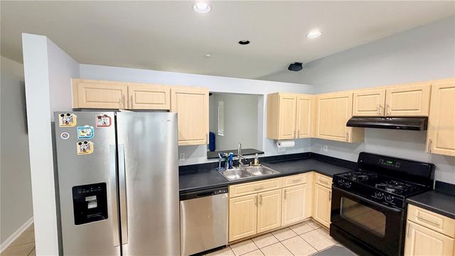 619 SCHOONER BAY COURT, Valrico, FL 33594