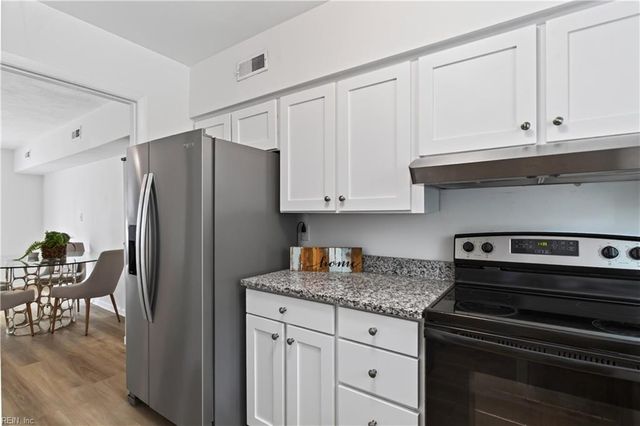 435 Barberton DR, Virginia Beach, VA 23451