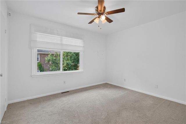 435 Barberton DR, Virginia Beach, VA 23451