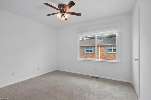 435 Barberton DR, Virginia Beach, VA 23451