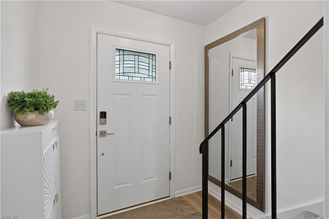435 Barberton DR, Virginia Beach, VA 23451