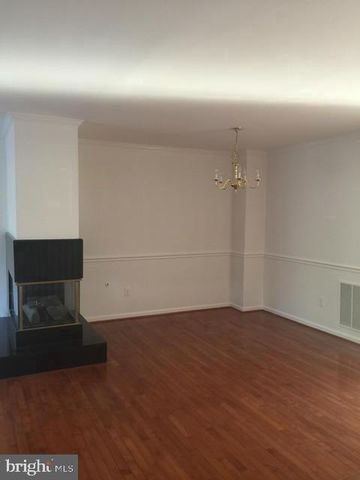 6565 KELSEY POINT CIR, Alexandria, VA 22315