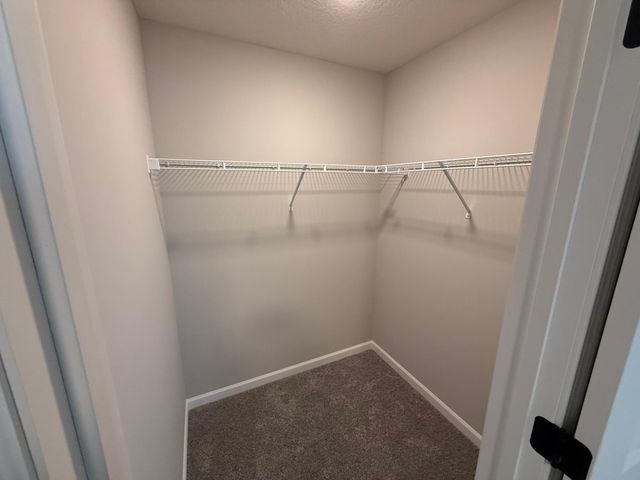 1667 Meadows Drive, East Bethel, MN 55011