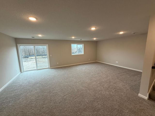 1667 Meadows Drive, East Bethel, MN 55011