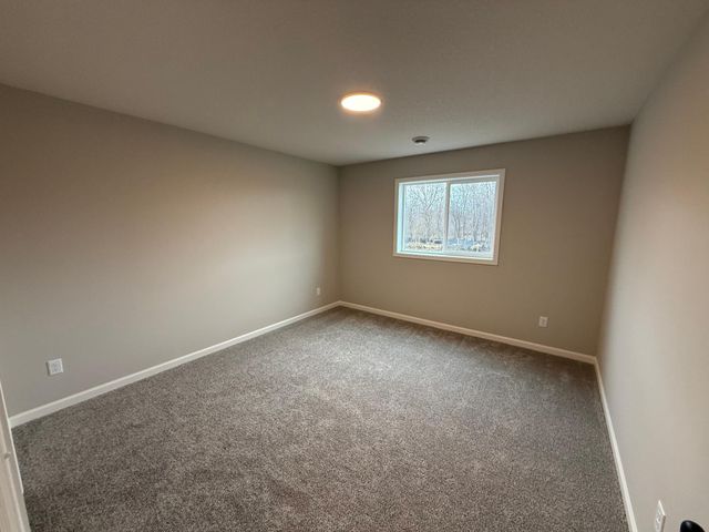 1667 Meadows Drive, East Bethel, MN 55011