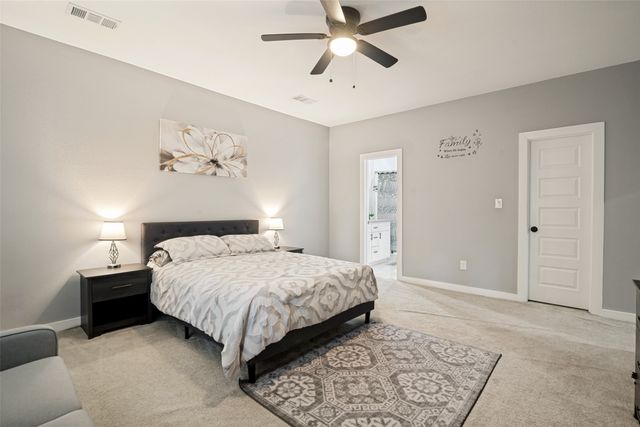 700 E Hickory Street, Kaufman, TX 75142