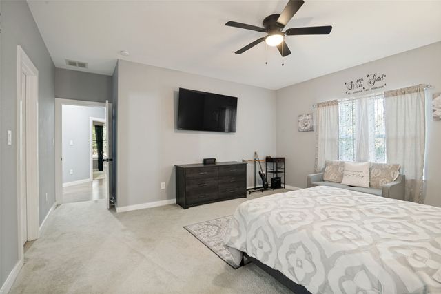 700 E Hickory Street, Kaufman, TX 75142