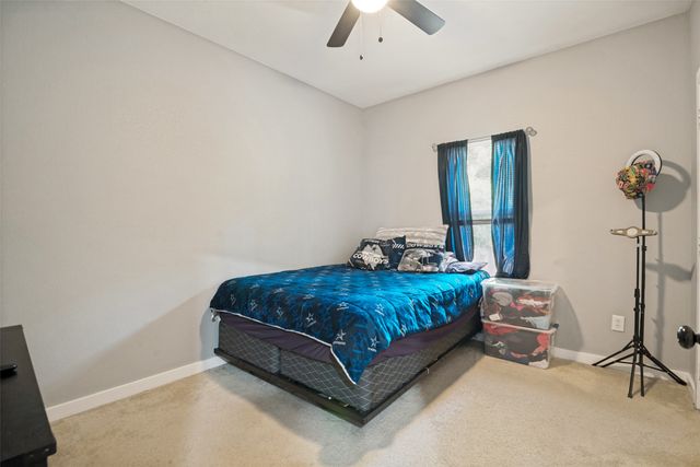 700 E Hickory Street, Kaufman, TX 75142