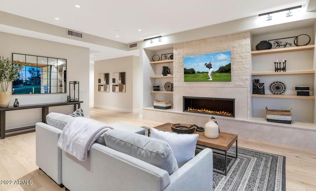 6331 E Phoenician Boulevard 1, Scottsdale, AZ 85251