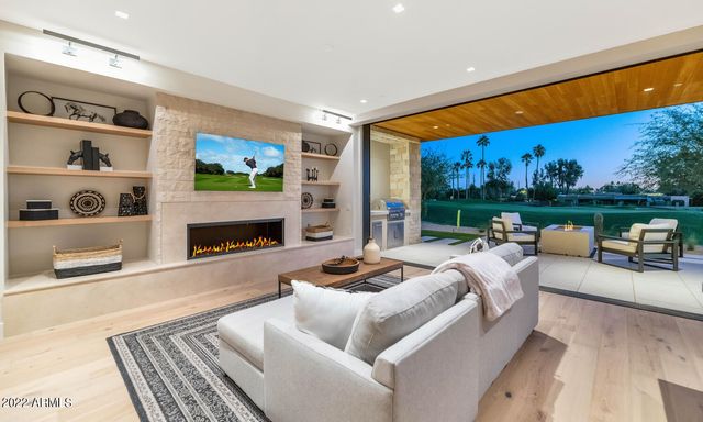 6331 E Phoenician Boulevard 1, Scottsdale, AZ 85251