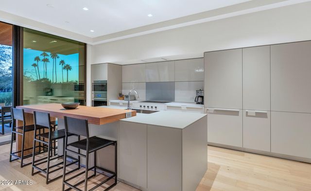 6331 E Phoenician Boulevard 1, Scottsdale, AZ 85251