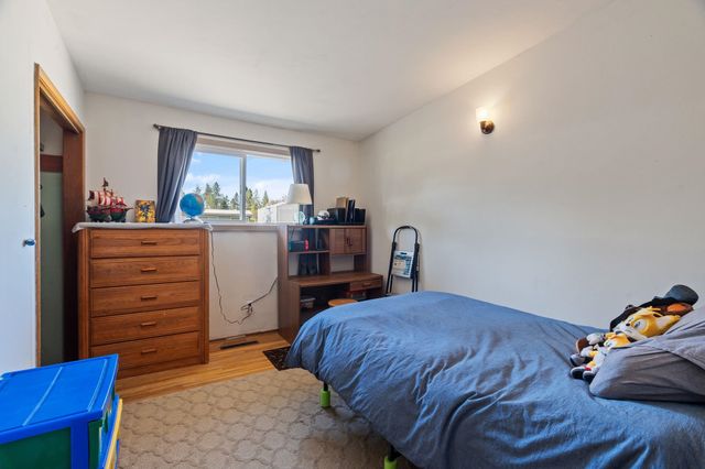 13013 E 22nd Ave, Spokane Valley, WA 99216