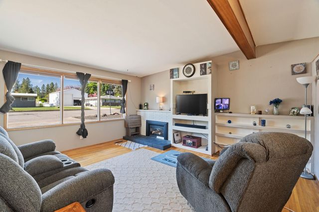 13013 E 22nd Ave, Spokane Valley, WA 99216