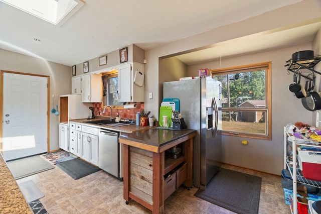 13013 E 22nd Ave, Spokane Valley, WA 99216