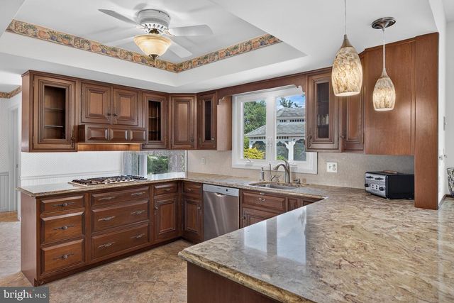 1957 GERALDSON DR, Lancaster, PA 17601