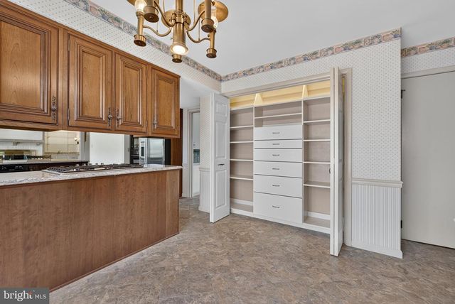1957 GERALDSON DR, Lancaster, PA 17601