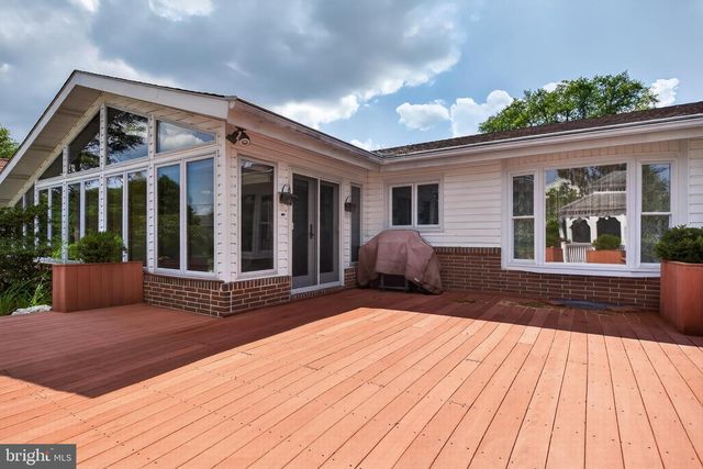 1957 GERALDSON DR, Lancaster, PA 17601