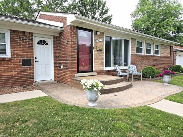 23398 Linne Drive, Clinton Township, MI 48035