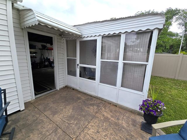 23398 Linne Drive, Clinton Township, MI 48035