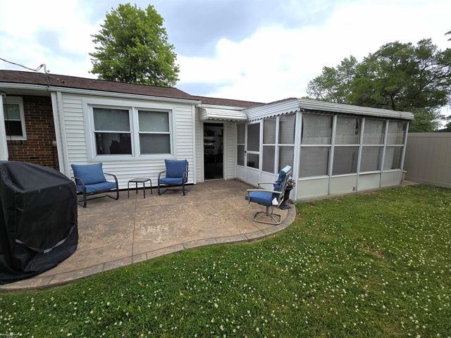 23398 Linne Drive, Clinton Township, MI 48035