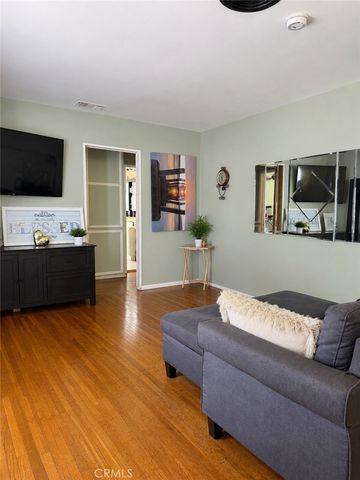 8811 Sparton, Arleta, CA 91331