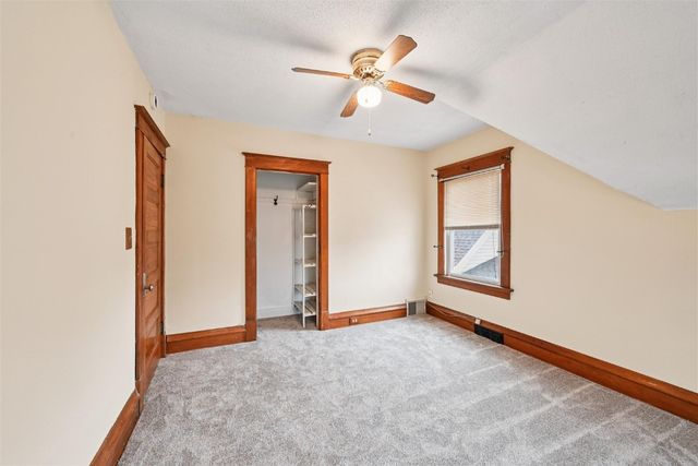 235 Highland Drive NW, Cedar Rapids, IA 52405