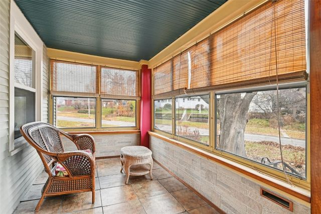 235 Highland Drive NW, Cedar Rapids, IA 52405