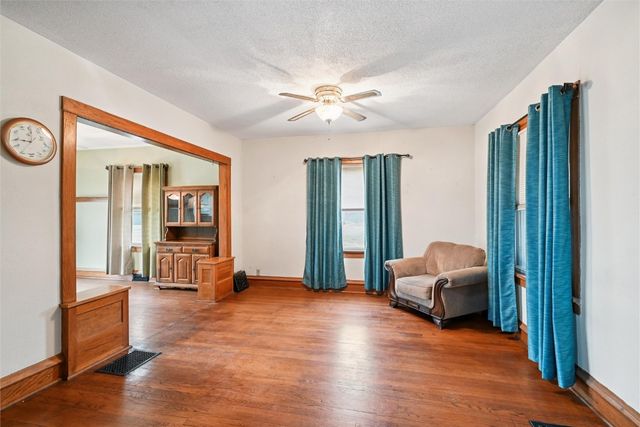 235 Highland Drive NW, Cedar Rapids, IA 52405