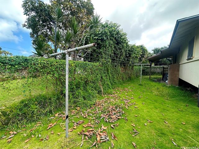 528 Oneawa Street, Kailua, HI 96734