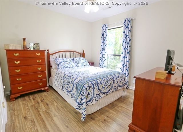 302 Powder Horn Road, Charleston, WV 25314