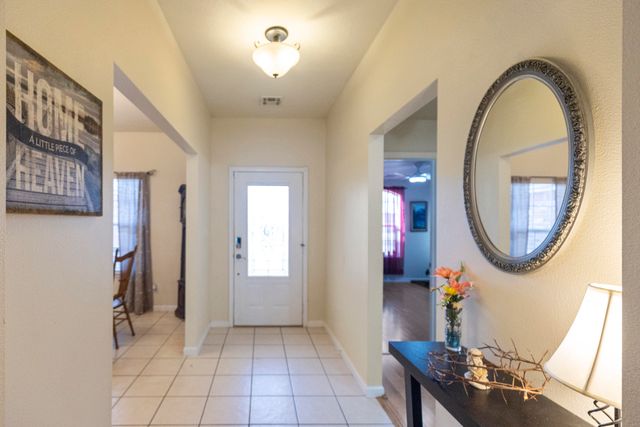 801 E 9th Street, Grove, OK 74344