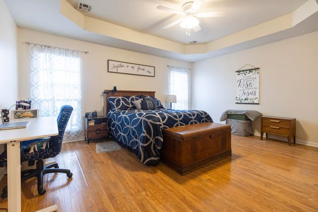 801 E 9th Street, Grove, OK 74344