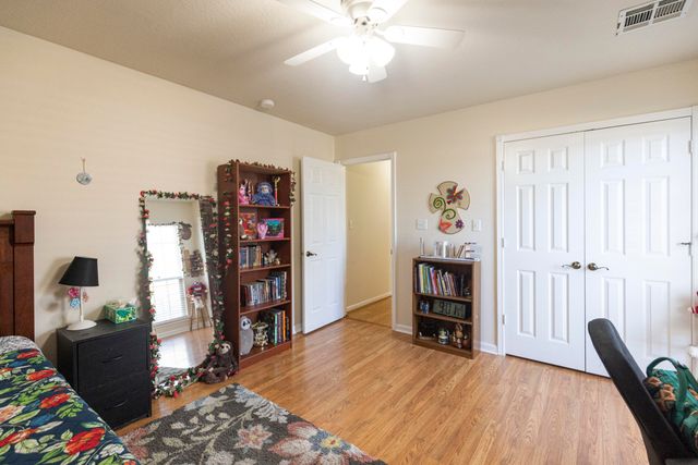 801 E 9th Street, Grove, OK 74344