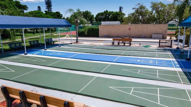 4704 INDEPENDENCE DRIVE 4704, Bradenton, FL 34210