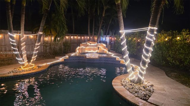 15465 SW 117th Street, Miami, FL 33196