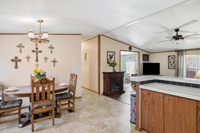 20711 Kingsley Drive, Chandler, TX 75758