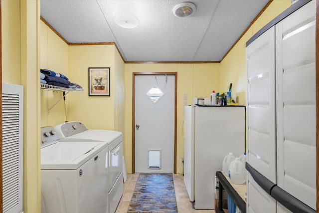 20711 Kingsley Drive, Chandler, TX 75758