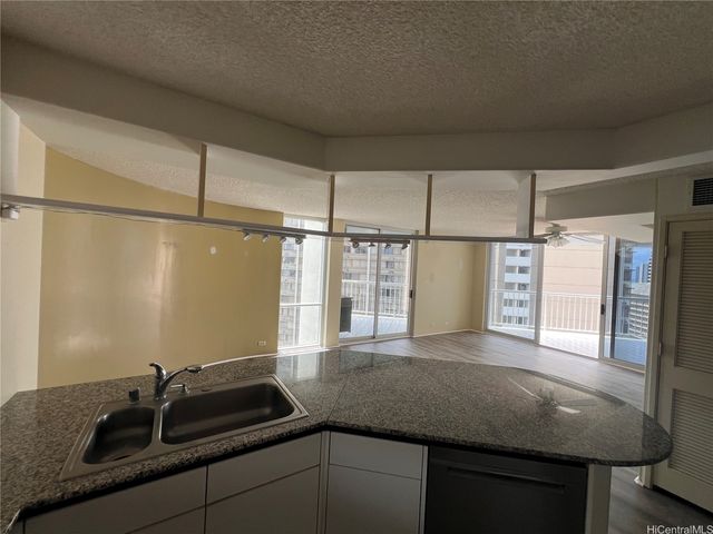 1212 Nuuanu Avenue 2501, Honolulu, HI 96817