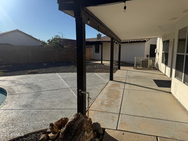 5437 W WAHALLA Lane, Glendale, AZ 85308