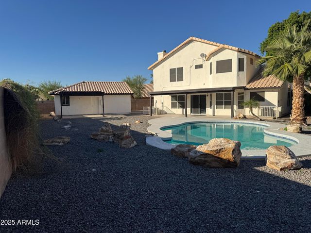 5437 W WAHALLA Lane, Glendale, AZ 85308