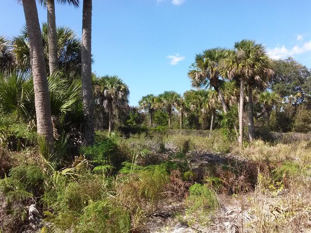 10609 S Indian River S Drive, Fort Pierce, FL 34982