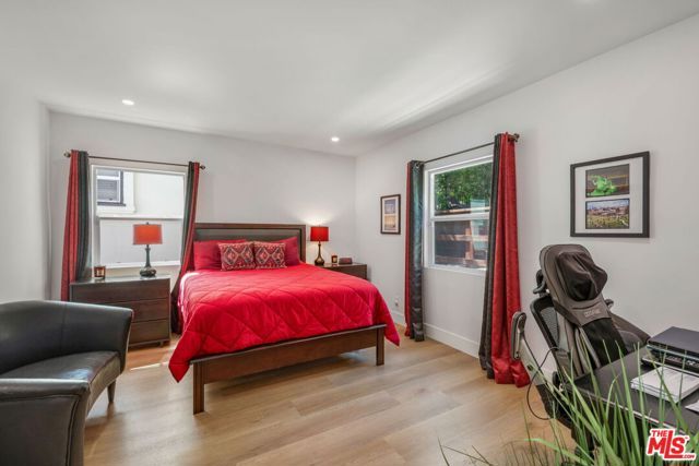 4261 Palmero Boulevard, Los Angeles, CA 90008