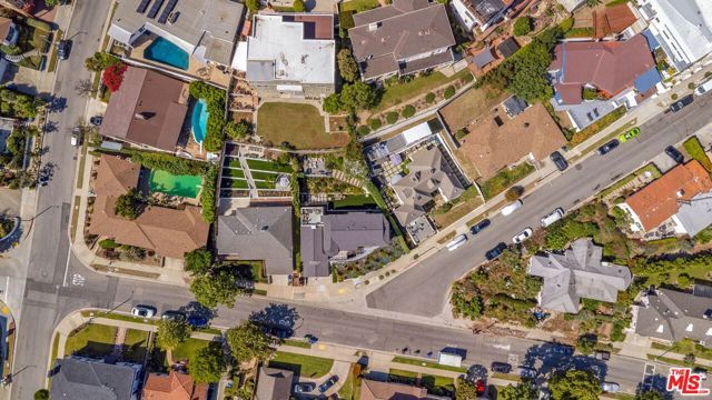 4261 Palmero Boulevard, Los Angeles, CA 90008