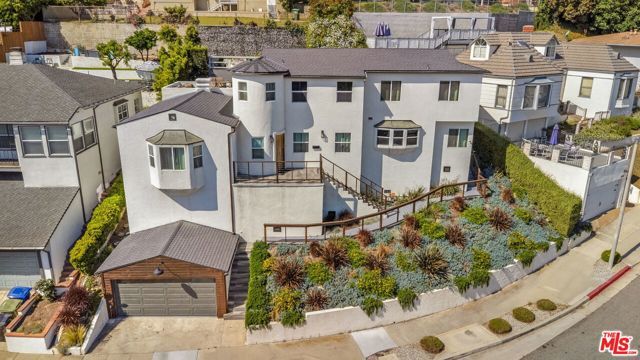 4261 Palmero Boulevard, Los Angeles, CA 90008