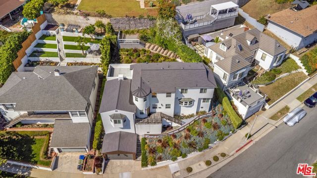 4261 Palmero Boulevard, Los Angeles, CA 90008