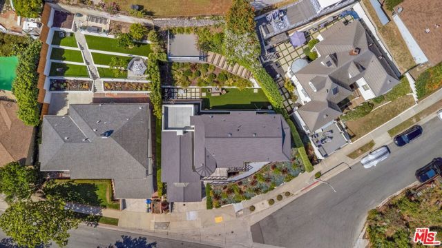 4261 Palmero Boulevard, Los Angeles, CA 90008
